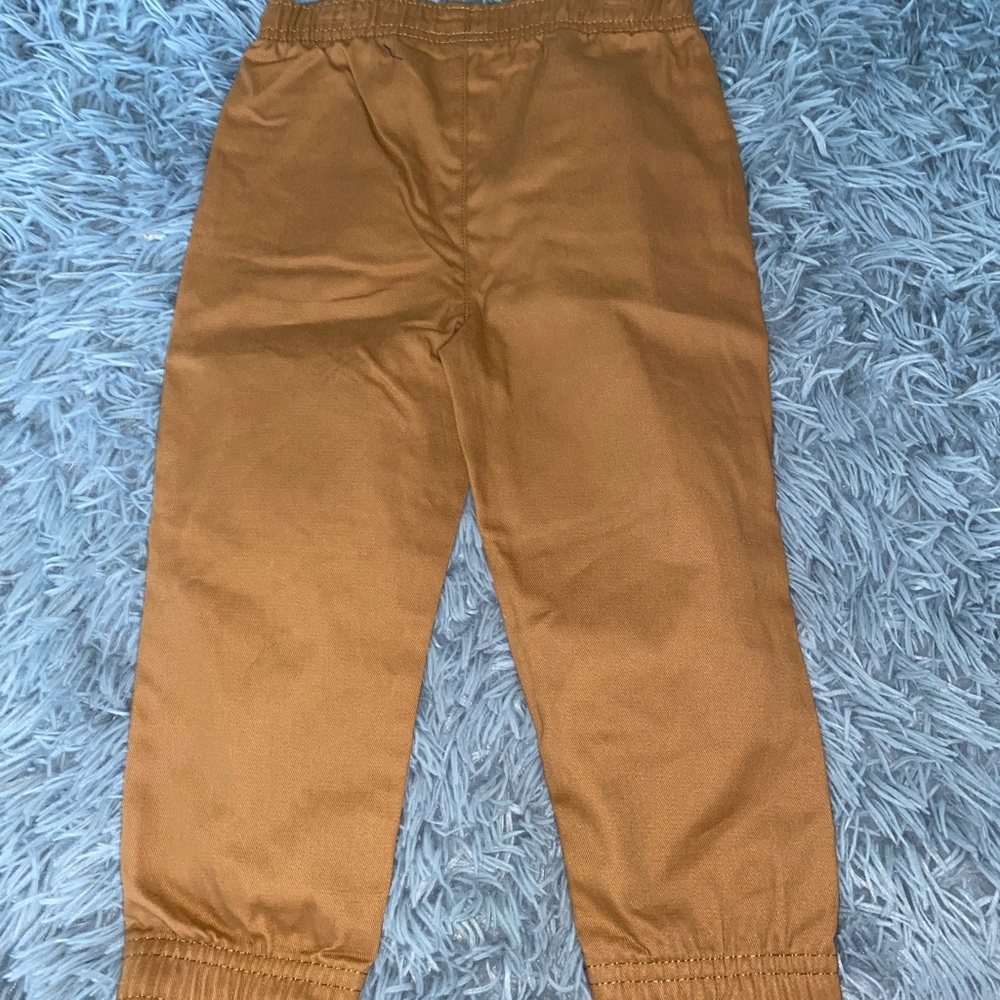 Joggers - Picture 2 of 3